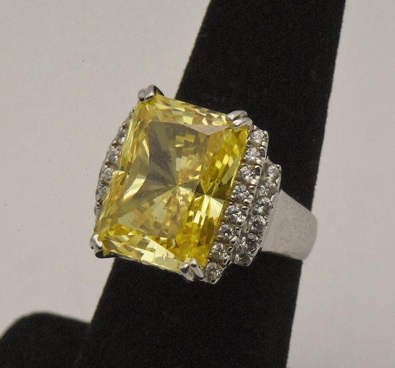 Vintage Sterling Silver Canary Yellow Cubic Zirco… - image 1