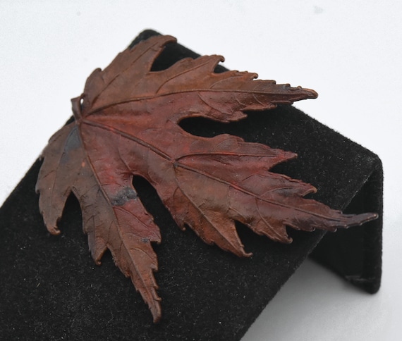 Vintage Copper Enameled Maple Leaf Brooch/Pendant - image 4