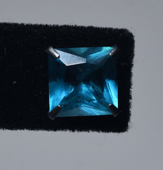 Square Cut Teal Glass Stud Earrings - image 4