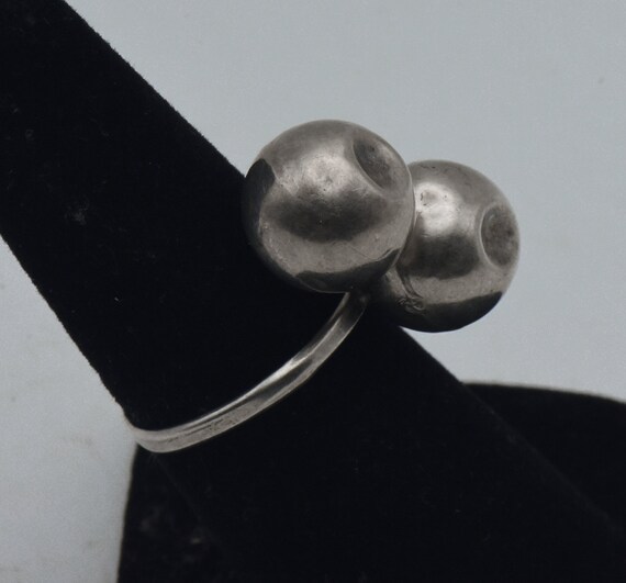 Vintage Handmade Sterling Silver Ball Bypass Ring… - image 3