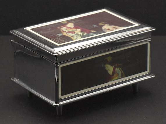 * vintage Jewelry box ୨୧ * 陶器製の小さな パニエ Amazon.com: Hipiwe Vintage Jewelry Box, Small Enameled