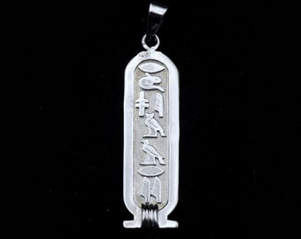 エジプトの象形文字カルトゥーシュ、クレオパトラ女王ペンダント