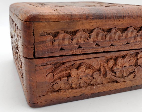 Vintage Hand Carved Wood and Brass Jewelry Box - image 8