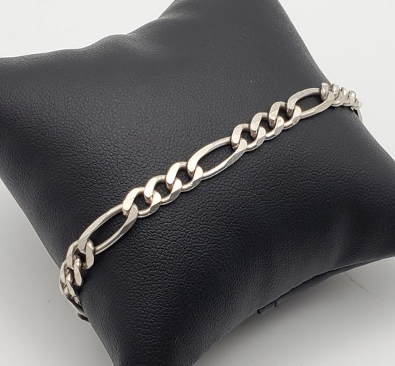 Vintage Italian Sterling Silver Figaro Link Bracelet - 8 Vintage Italian Sterling Silver Figaro Link Bracelet - 8
