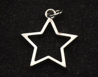 Vintage Silver Tone Metal Star Charm