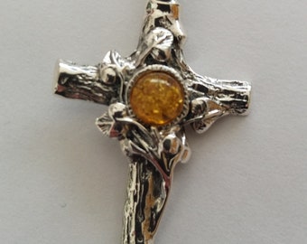 Pendant - cross