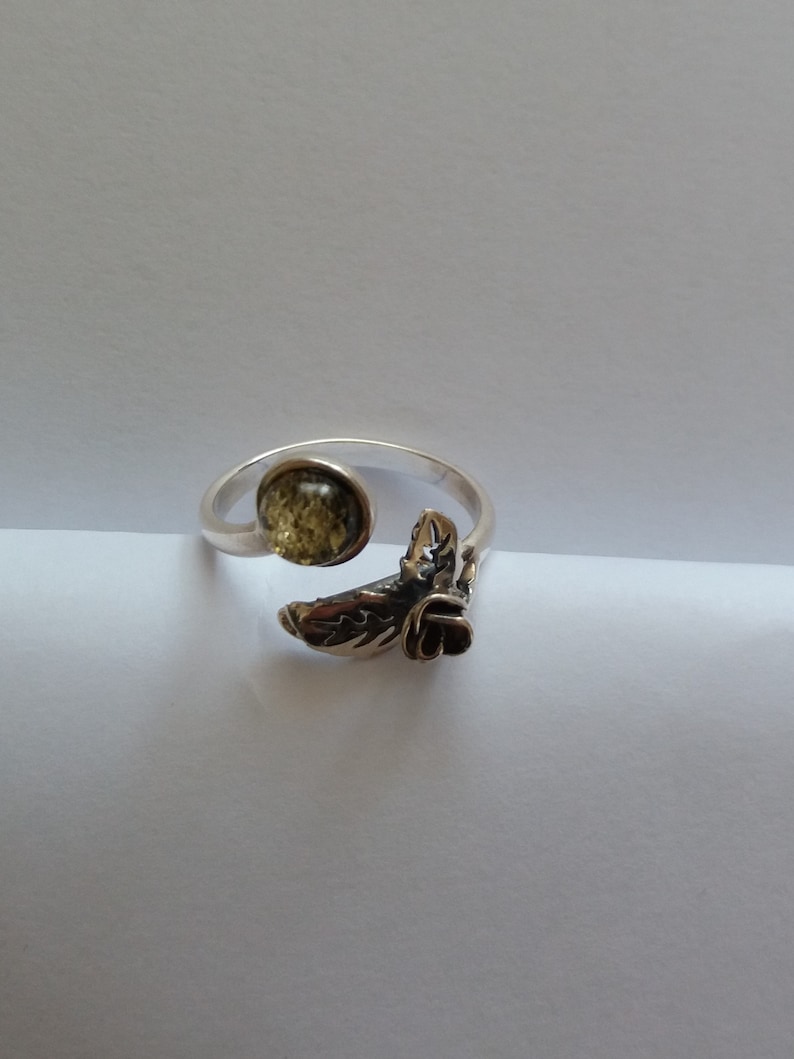 Silver ring with amber image 3