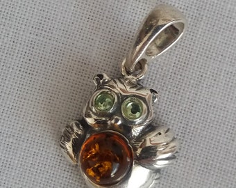 Silver Owl Pendant with amber