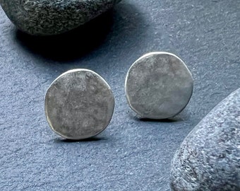 Ebbe und Flut ear studs North Sea silver - round matt silver plated - earrings from ebbe und flut®