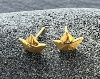 Ebb and flow stud earrings paper sailboat large matt gold plated, paper boat stud earrings ship maritime from ebbe und flut®