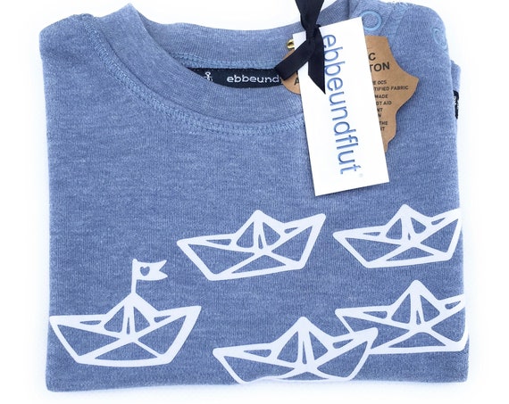 Maritime Baby-Shirt "Papierschiffchen" light blue - Fair Trade & Organic - Hamburg Gift, Baby Gift for Birth, Ebb and Flow®