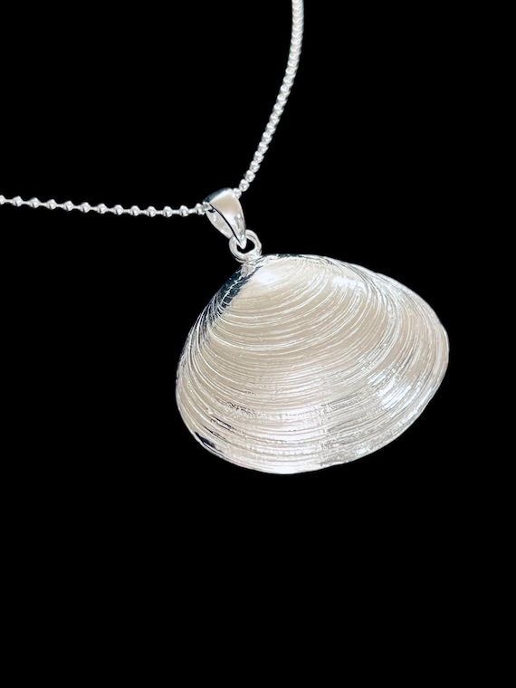 Ebb and Flow Necklace Beach Shell Silver - Necklace with pendant large silver shell made of 925 Sterling silver
