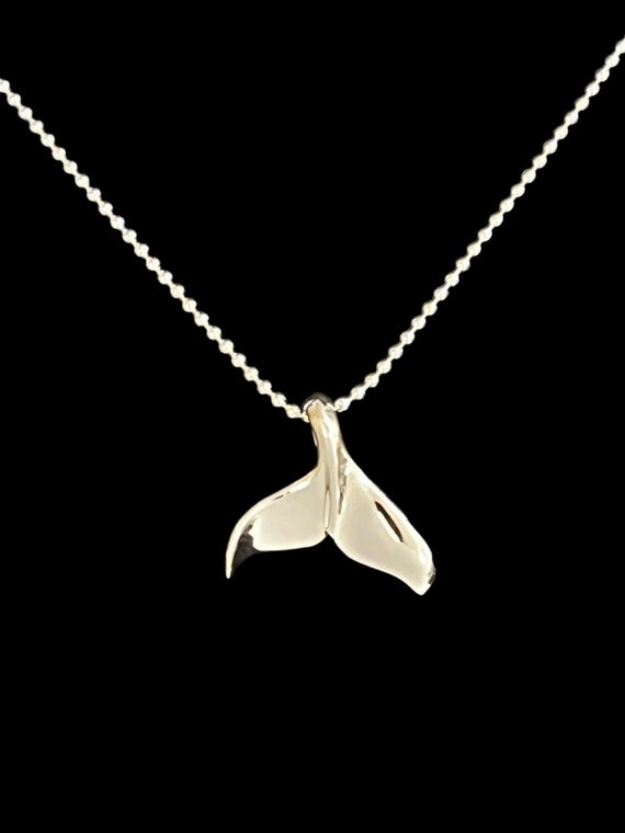 Necklace Whale Fluke Silver - Necklace with pendant whale fluke made of 925 sterling silver, ebb and flow