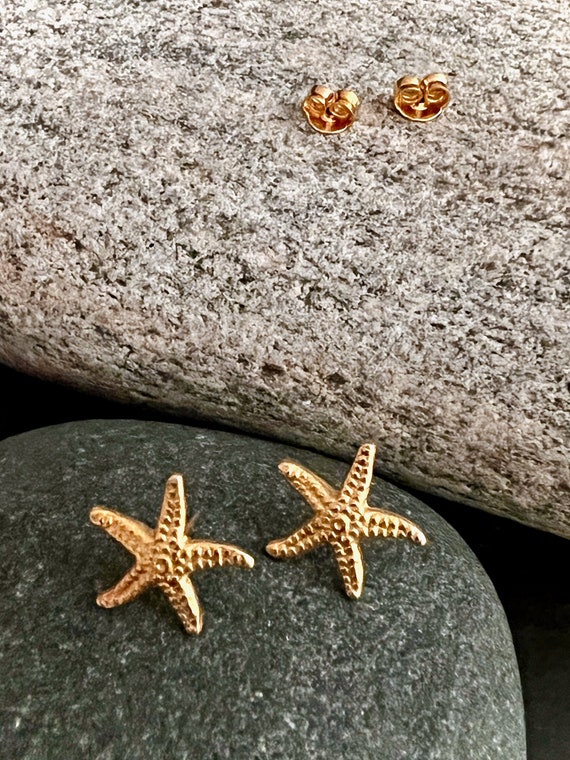 Ebb and Flow Starfish Stud Earrings 22K matt gold plated - maritime earrings by ebbe und flut®