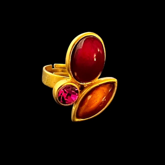 Ebbe und Flut Ring Ostseegold rot - Rund 22 K matt vergoldet mit Glassteinen