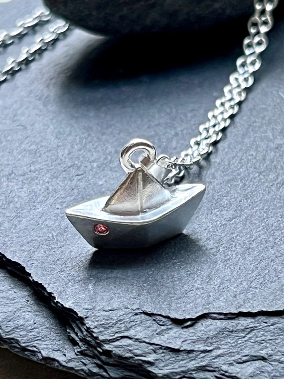 Ebb and flow necklace paper boat - necklace with silver-plated pendant - maritime paper boat necklace stone pink ebb and flow®