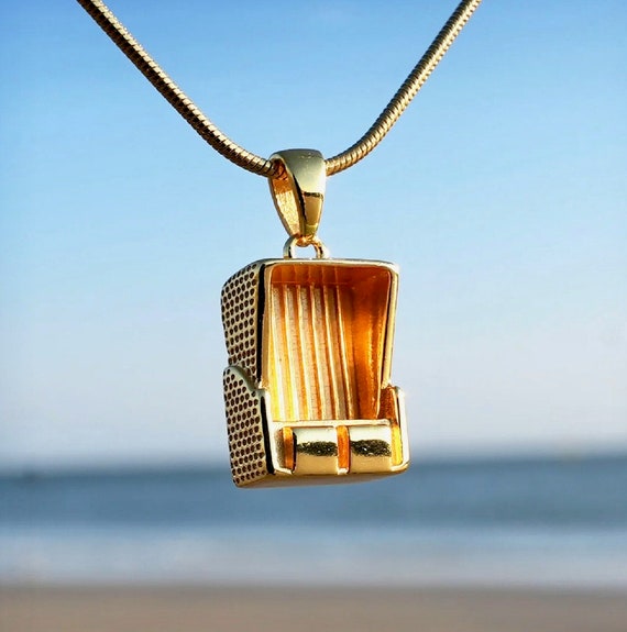 Ebb and flow necklace beach chair 18K gold plated - pendant beach chair with snake necklace 18K gold plated sterling silver