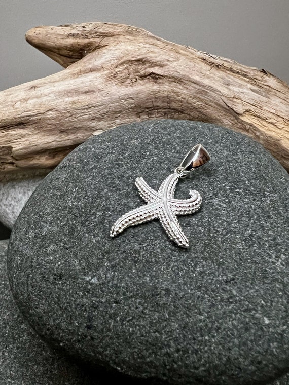 Ebb and flow pendant small starfish silver - pendant starfish small made of 925 sterling silver