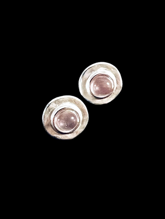 Ebb and Flow Stud Earrings North Sea Silver Pink - Round matte silver-plated with pink glass stone with silver leaf - Earrings by ebbe und flut®