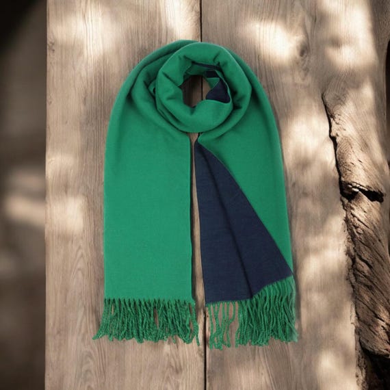 Ebb and Flow reversible scarf Baltic Sea green / dark blue