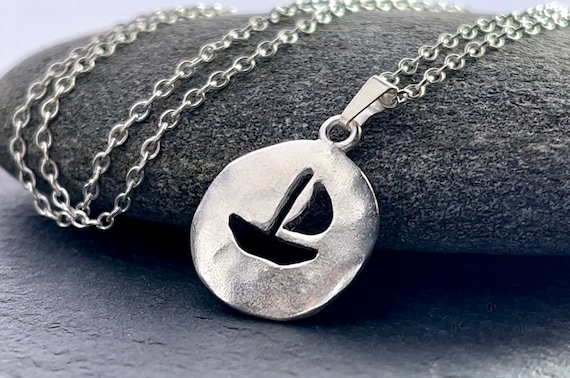 Ebb and flow necklace sailboat matt silver - maritime sailboat necklace ebb and flow®