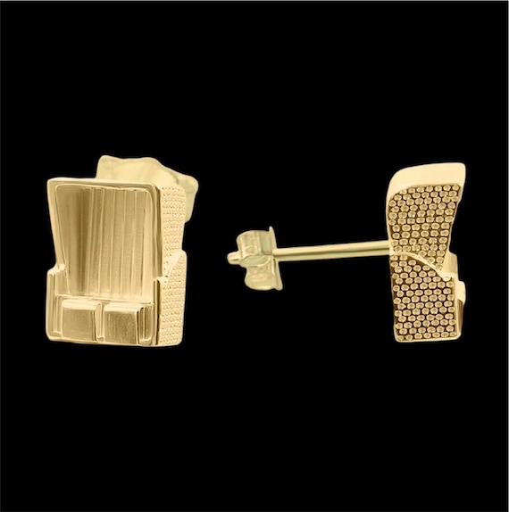 Ebb and Flow Beach Chair Stud Earrings 18 K Gold Plated - Beach Chair Earrings made of 18 K gold-plated 925 Sterling Silver