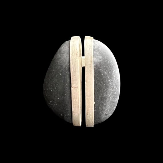 Ebb and flow silver ring Baltic Sea happiness - large pebble natural dark grey #56 1/2 - twin ring 925 silver Baltic Sea grey