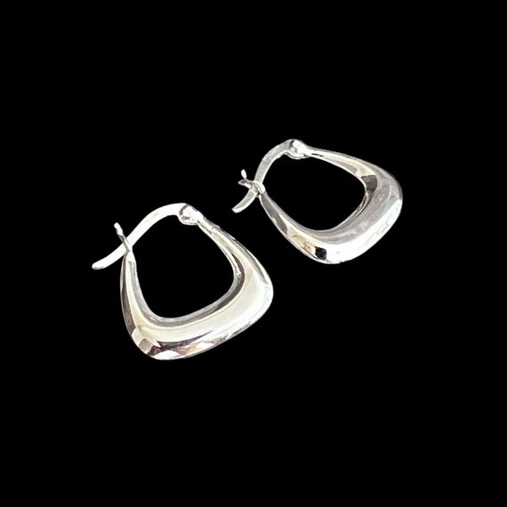 Ebb and Flow Hoop Earrings Silver Square Travemünde - Statement Earrings Hoops 3 x 19 x 20 mm