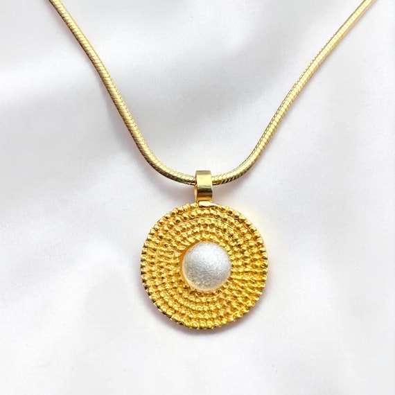 Ebb and Flow Necklace Ostseegold Aurelia White Small - Snake Necklace 22K Matt Gold Plated with Round Pendant Glass Stone with Silver Leaf