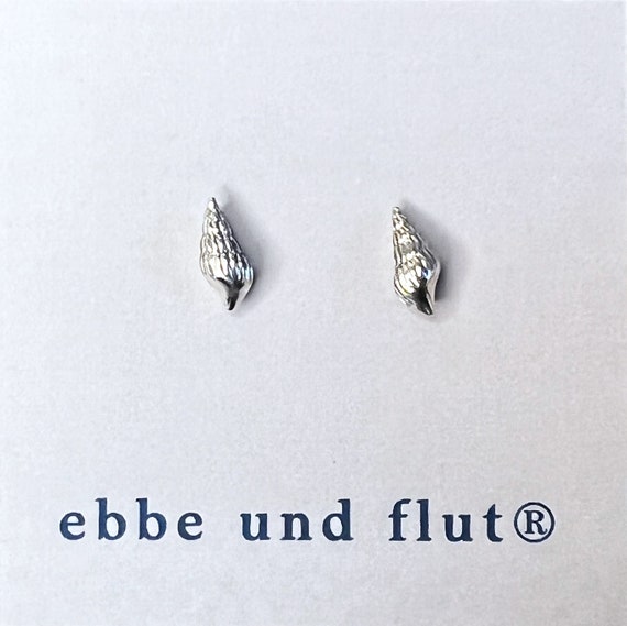 Ebb and Flow Snail Shell Stud Earrings - Snail Wadden Sea stud earrings, fluted, made of 925 sterling silver by ebbe und flut®