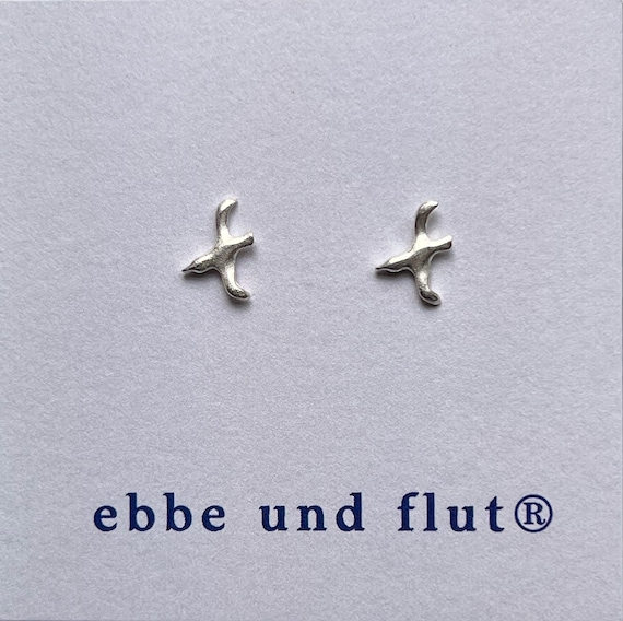 Ebb and Flow Seagull Stud Earrings Matt Silver Plated - maritime earrings by ebbe und flut®