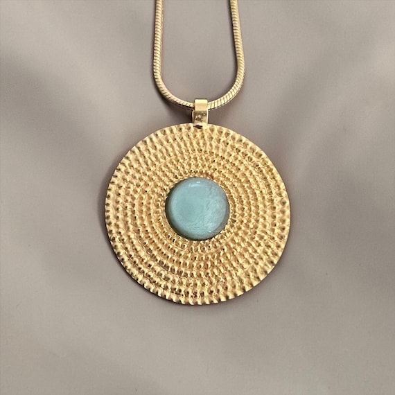 Ebb and Flow Necklace Ostseegold Aurelia evenit - Snake necklace 22K matt gold plated with round pendant glass stone with silver leaf