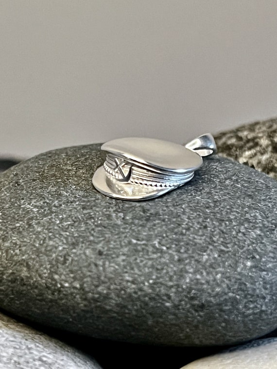 Ebb and flow pendant captain's hat silver - pendant captain's hat made of 925 sterling silver