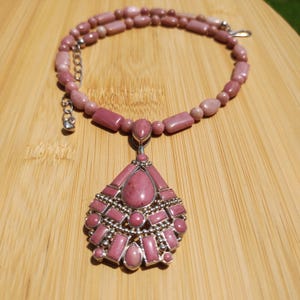 Jay King DTR mine finds pink stone necklace and pendant 925 Sterling Silver