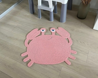 Crab rug Kid's mat Nursery mat Crab mat Nautical style rug Knitted crab Crocheted crab Baby rug Nautical style room Sea creatures Pink rug