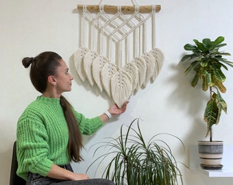 Macrame leaves wall hanging, macrame feather, macrame leaf, wall art, wall decor, macrame decor, housewarming gift, modern macrame, leaves