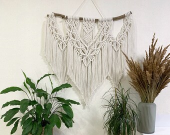 Macrame wall hanging, boho decor, wall art, wall decor, macrame decor, housewarming gift, modern macrame, bohemian wall art