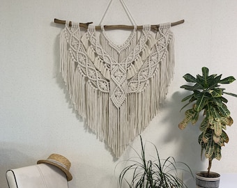 Macrame wall hanging, boho decor, wall art, wall decor, macrame decor, housewarming gift, modern macrame, bohemian wall art