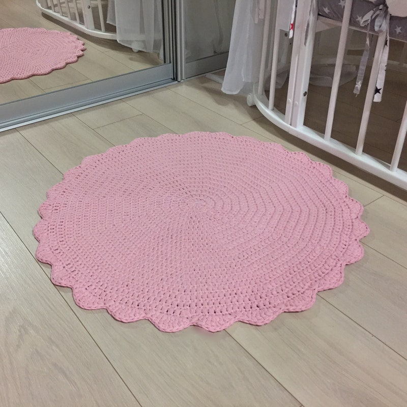 Pink Rug Circle Pattern Pink Knit Circle Rug - Etsy UK