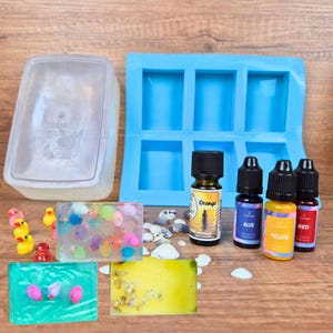 Zeepmaakset voor maximaal 10 zeepjes | Knutselset met siliconen mallen en zeepbasis | Kinderverjaardagsfeest | Cadeau voor kinderen