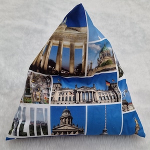 Pyramid Pillow Tablet Pillow Book Cushion Reading Pad Berlin for Tablet / Book