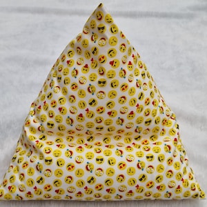 Pyramid Pillow Tablet Pillow Book Cushion Smileys for Tablet/Book
