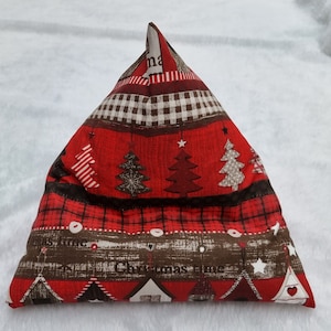 Pyramid Pillow Tablet Pillow Book Cushion Trees and Co for Tablet / Book