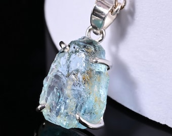 Raw Aquamarine Gemstone Pendant, Aquamarine Necklace, Dainty Gemstone Pendant, March Birthstone Necklace, Handmade Jewelry, Gift for Women