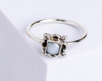 Mother of Pearl Ring, 925 Sterling Silver Pearl Ring, Shell Stone Ring, Minimalist Pearl Ring, June Birthstone Ring, Handmade Jewelry