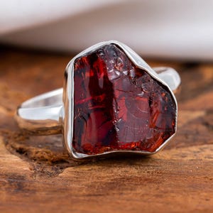 Raw Garnet Silver Ring, Natural Red Garnet Statement Jewelry, January Birthstone Ring, Handmade Sterling Silver Boho Gemstone Ring for Women