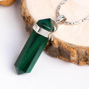 Malachite Necklace – Crystal Point Pendant – Sterling Silver Malachite Jewelry – Green Healing Stone Necklace – Chakra Crystal Gift for Her