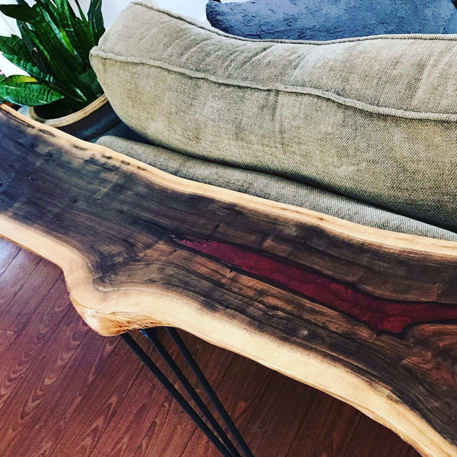 Live Edge Walnut Epoxy Sofa Table Etsy