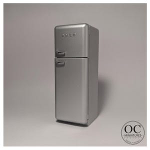 1:12 Scale - Dollhouse - Classic Styled - Retro Smeg Refrigerator for Miniature Kitchen