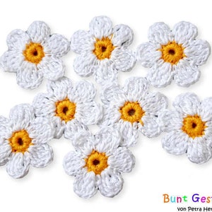 Crochet flowers 4 cm Flowers crochet applique applique patch crochet picture image 1